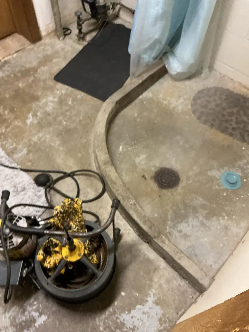 Job photo: shower clogged with hair in Omaha